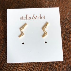 Stella & Dot Lightning Pave Studs